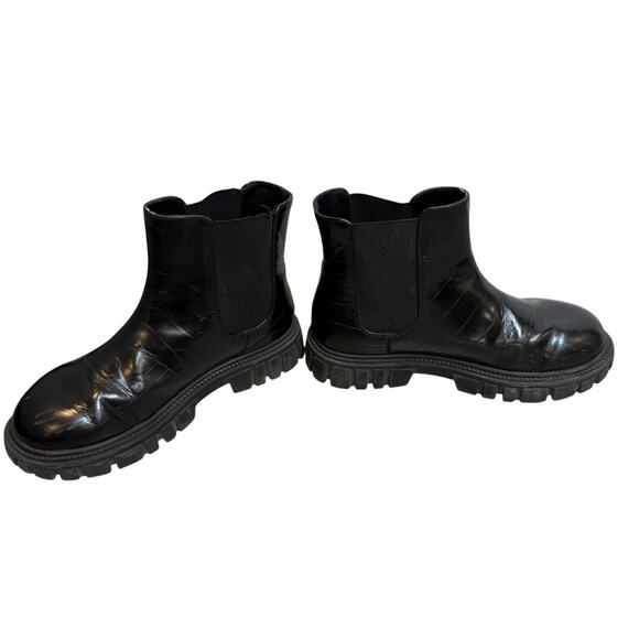 Girls Zara crew cuts black slip on boots size 2 - Picture 2 of 4